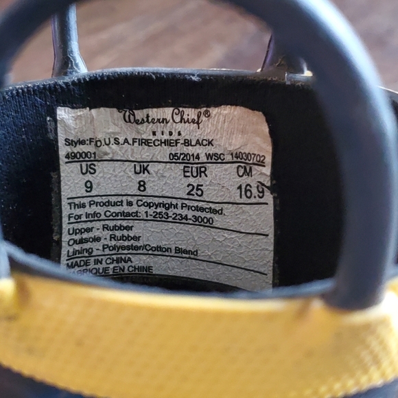 Youth Fire Chief Boots - Picture 5 of 6